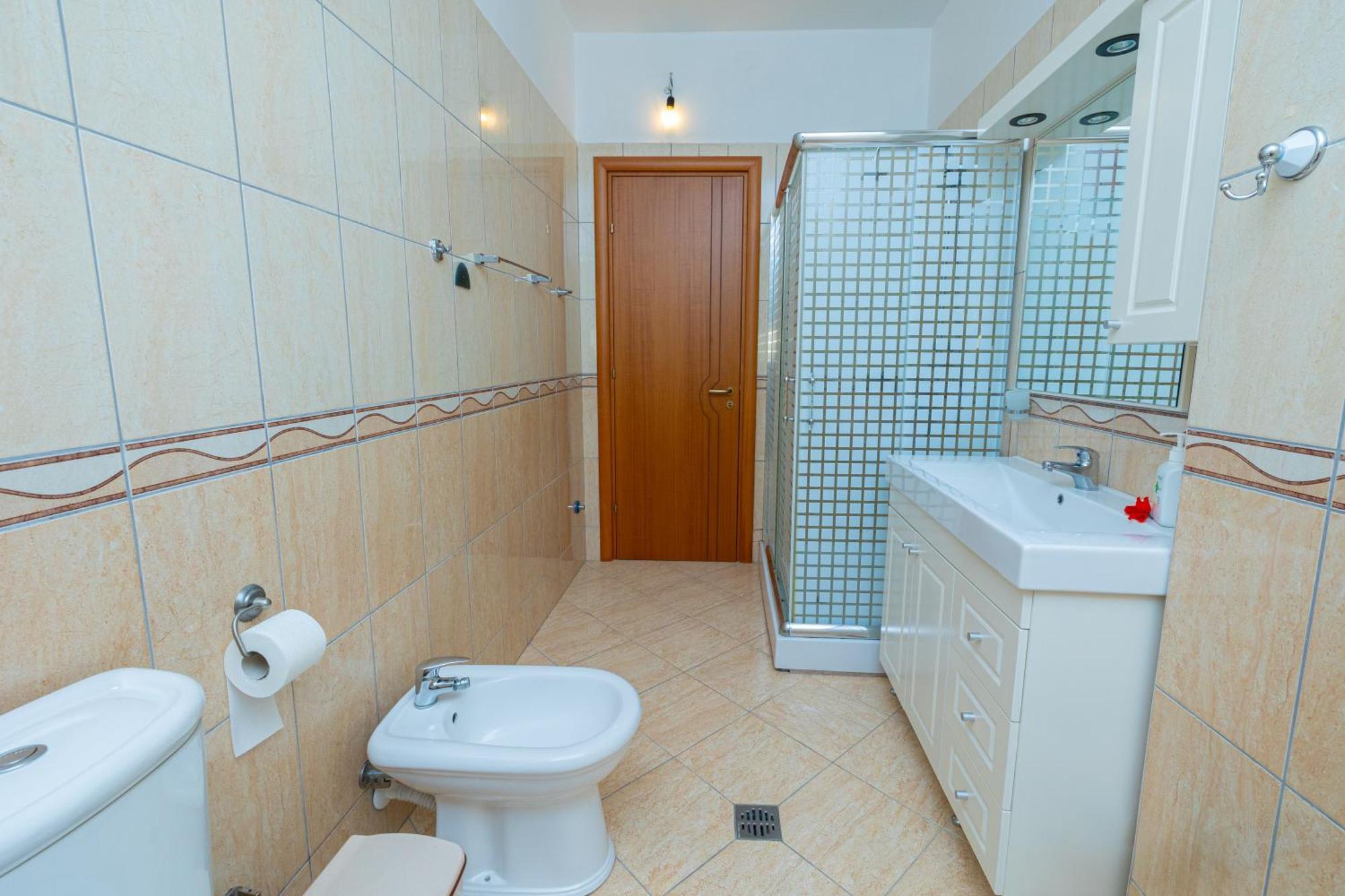 Lucas Apartments Rental Vlorë エクステリア 写真