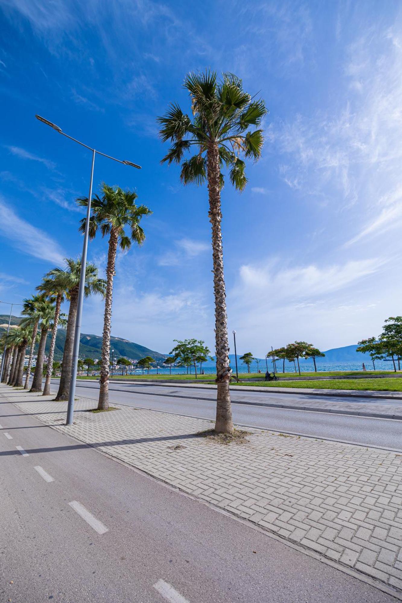 Lucas Apartments Rental Vlorë エクステリア 写真